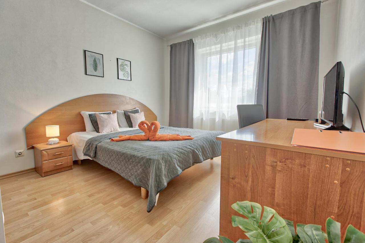 Luxury Suites - Tatari By Rikas Hotels Талин Екстериор снимка